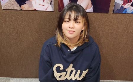 Sempat Hiatus karena Panic Attack, Jeongyeon TWICE Pilih Kerja Paruh Waktu Jadi Barista