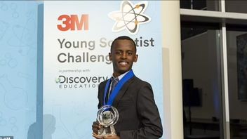 14歳の少年が米国最高の若手科学者に選ばれ、皮膚がん治療用石鹸を見つけました
