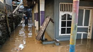Jakarta Kembali Diguyur Hujan, Masih Ada 6 RT Terendam Banjir