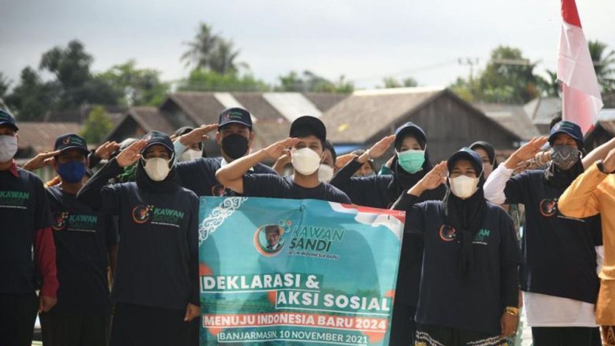 Tour Des Amis Bénévoles Sandi à Banjarmasin Déclarent Leur Soutien Au Candidat à La Présidence De Sandiaga 2024
