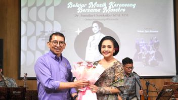 Lestarikan Keroncong bersama Sang Maestro, Menbud Fadli Zon Tinjau Residensi Sundari Soekotjo