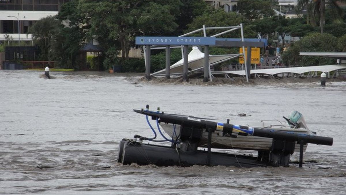 豪雨がオーストラリアの洪水を悪化させる:河川が危険レベルを超えて氾濫し、50,000人の住民が避難を要請