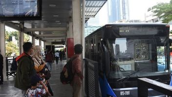 Nothing Has Changed From TransJakarta, Operating Normally At The April 11 Student Demonstration