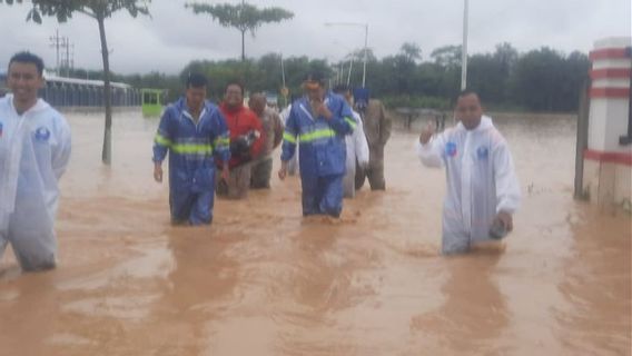 Banjir Trenggalek, Layanan Rawat Jalan RSUD dr Soedomo Ditutup