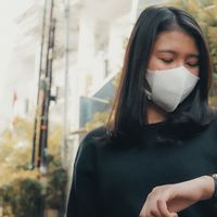 Pemerintah: Masker Scuba dan Buff Tak Efektif Cegah COVID-19