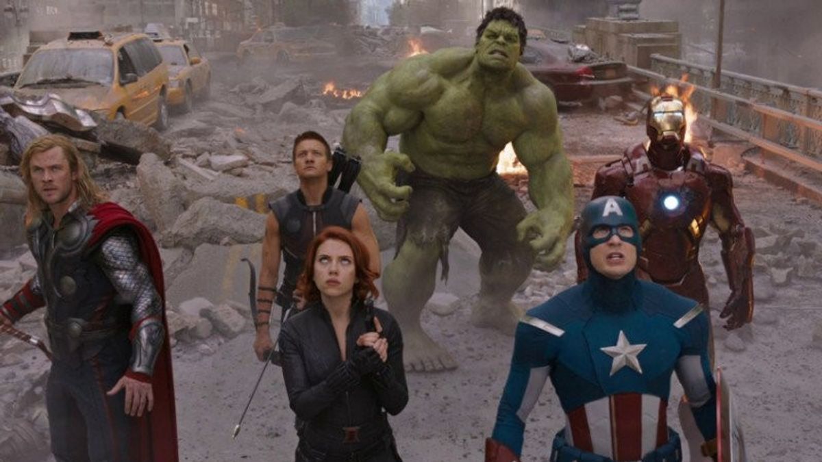 Jeremy Renner Kecelakaan, Para Avengers Beri Semangat 