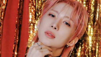 9年后,Hui PENTAGON Akhiri与CUBE签订了独家合同