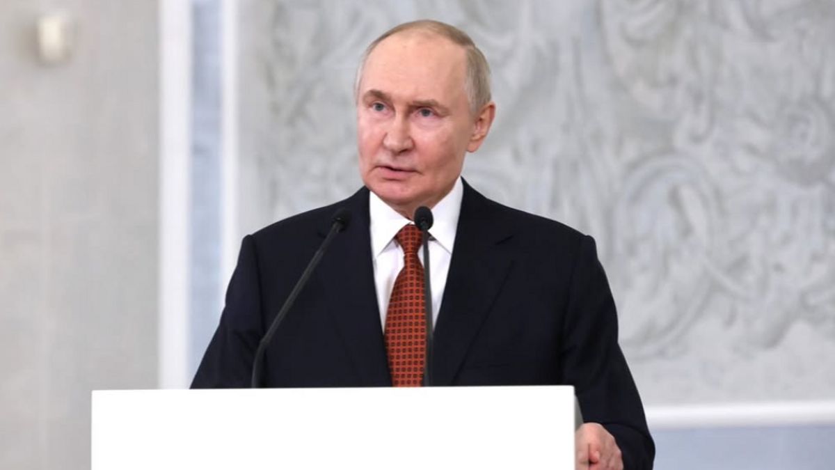 Kremlin Anggap Serius Ancaman Sanksi Trump