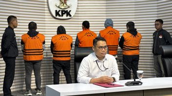 With Orange Vests, North Sumatra PUPR Head Topan Ginting Becomes A Suspect After Being Caught OTT KPK
