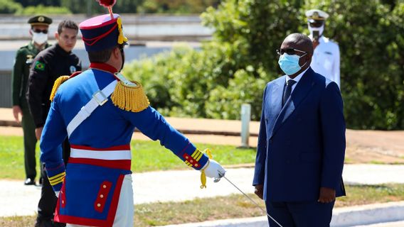 几内亚比绍自1974年以来经历了九次政变，只有一位总统完成任期