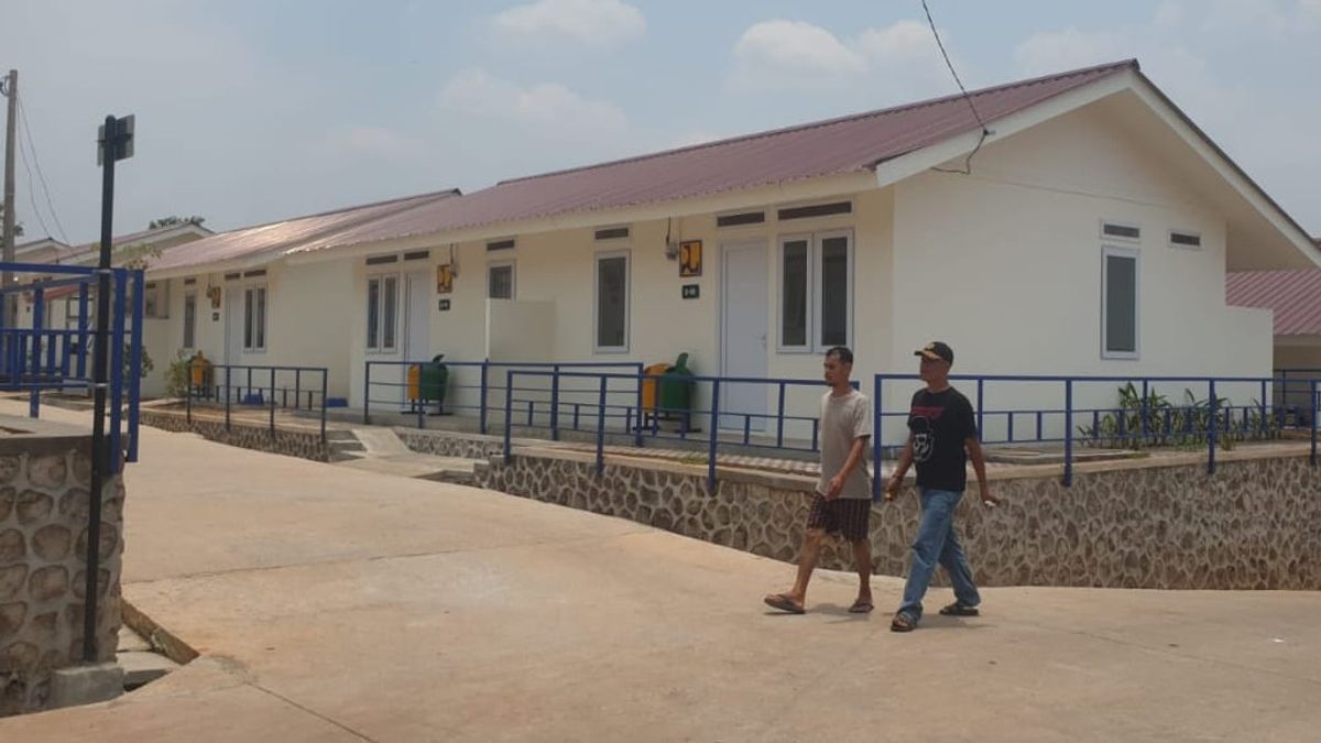 建成后,受Cianjur Senang地震影响的居民搬迁到特殊房屋