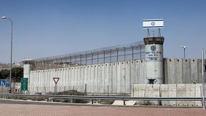 Aparat Penjara Israel Kian Represif: Ratusan Tahanan Palestina Mogok Makan, Dua Dilarikan ke Rumah Sakit