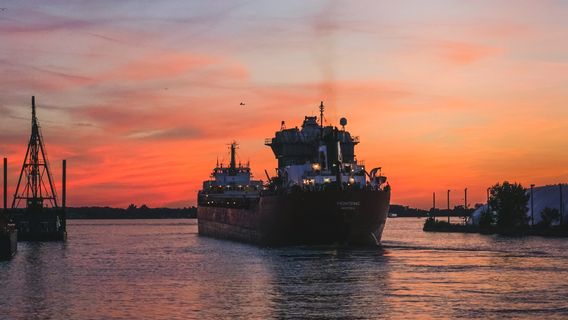 Kapal Tanker Angkut Minyak Rusia Masih ‘Ditahan’ di Perairan Jerman