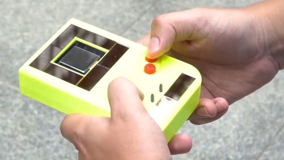 Peneliti Ciptakan Konsol Gim Unik Bertenaga Matahari