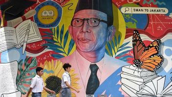 政策交代大臣の後任として、インドネシア教育をどこに持ち込みたいですか?