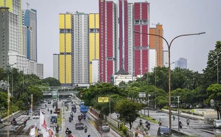 Kasus COVID-19 Naik, Jakarta Kembali PPKM Level 2, Kapasitas Mal Jadi 75 Persen