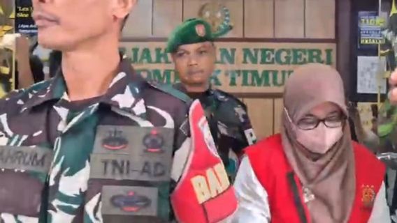 2 ラップトッププロバイダーのディレクターが汚職の新しい容疑者になるプロジェクトディクブッド東ロンボク