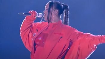 Tampil di Super Bowl, Rihanna Dikonfirmasi Hamil Anak Kedua