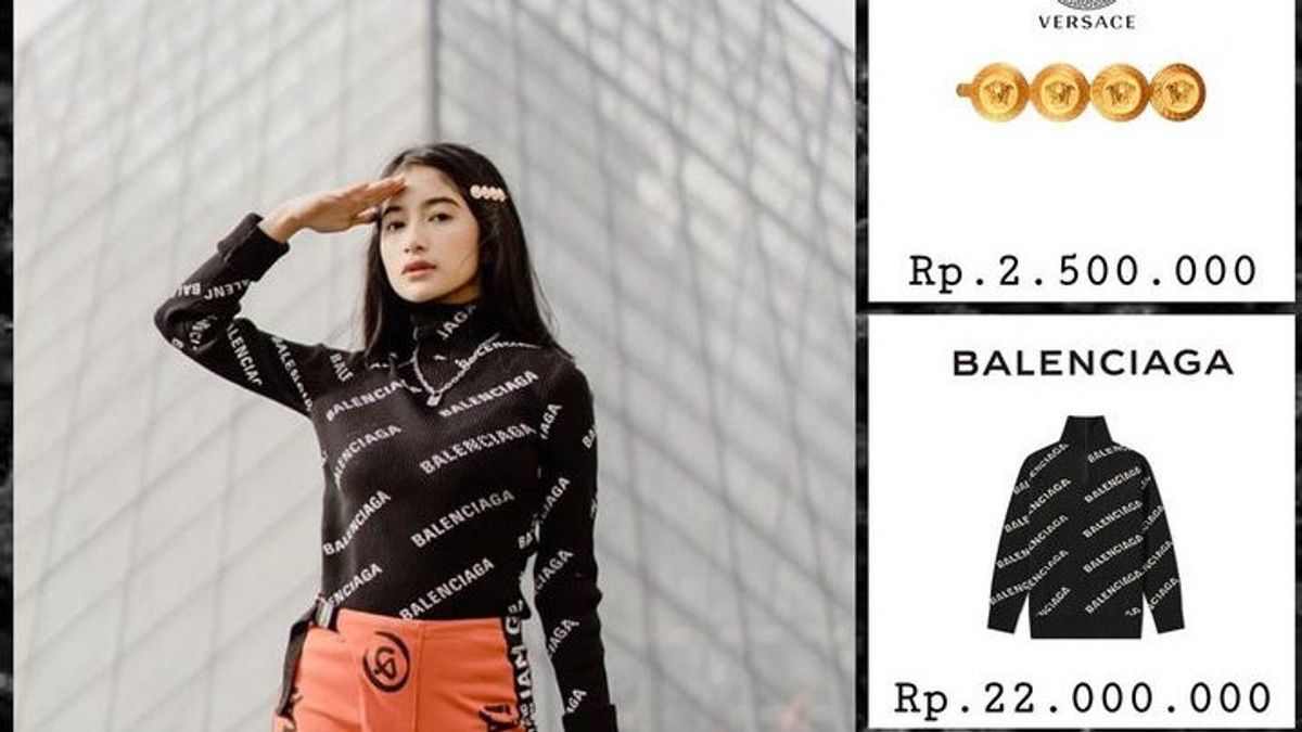 来自Putri Andhi Pramono的Flexing 服装 “Sultan”，Ataya Yasmine：高领毛衣 2200 万印尼盾和发夹式奢华范思哲