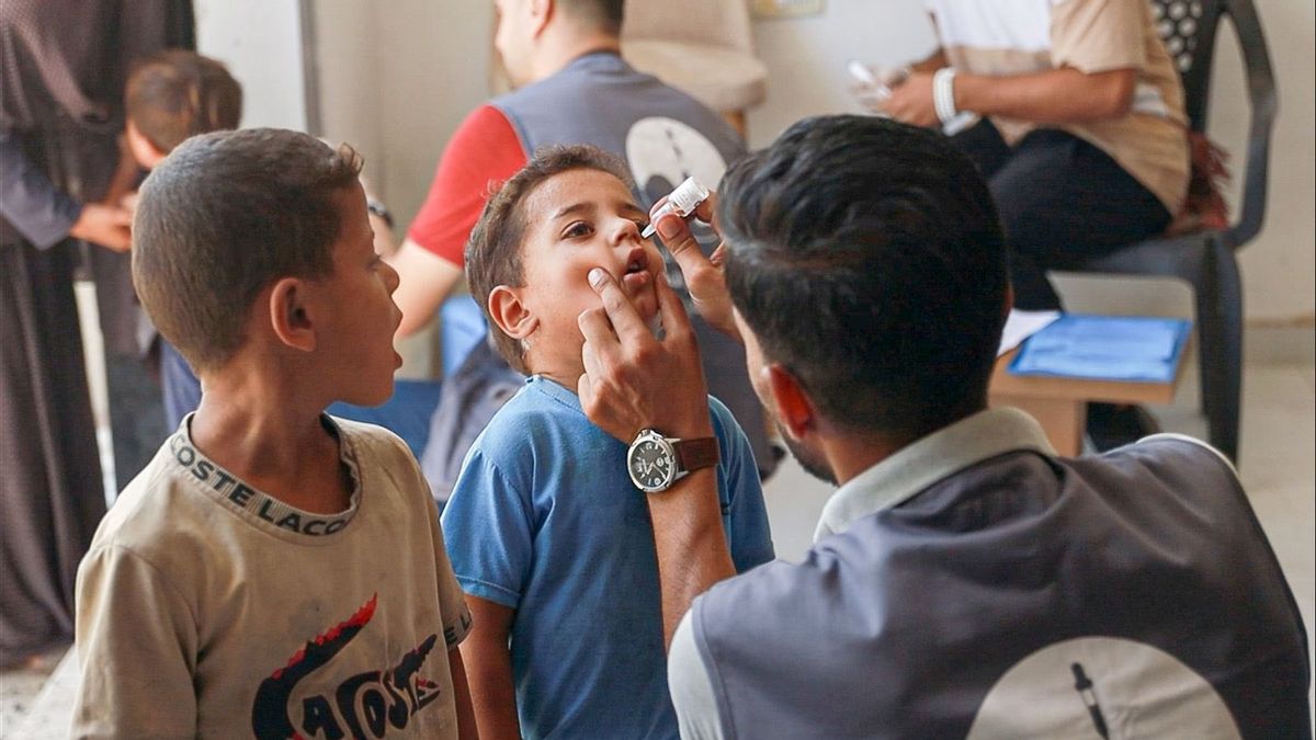 إسرائيل تحظر لقاح شلل الأطفال، 602 ألف طفل في غزة مهددون بالشلل الدائم والعطل المزمن