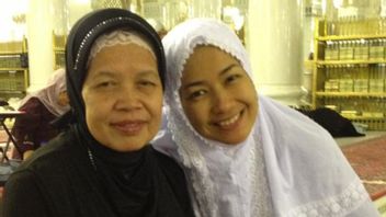 Berita Duka, Ibunda Alya Rohali Meninggal Dunia