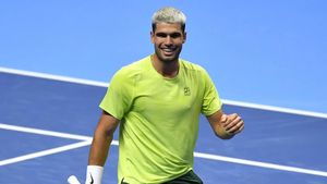 Carlos Alcaraz Comeback Hentikan Fritz di ATP Finals