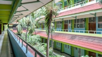 Maire De Semarang: Autorisation Parentale Les Principales Conditions Requises Pour Que Les étudiants Apprennent En Face à Face