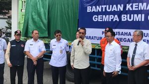 Pj Gubernur Heru Lepas 30 Ton Beras dan 1.500 Dus Mi Instan Bantuan Korban Gempa Cianjur