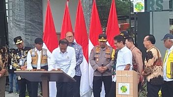 Tekan Sirine Peresmian, Jokowi Sebut RS Hermina Nusantara IKN Sudah Terima Pasien