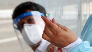  Akui Vaksinnya Kurang Ampuh, China Pertimbangkan Kombinasi Vaksin COVID-19