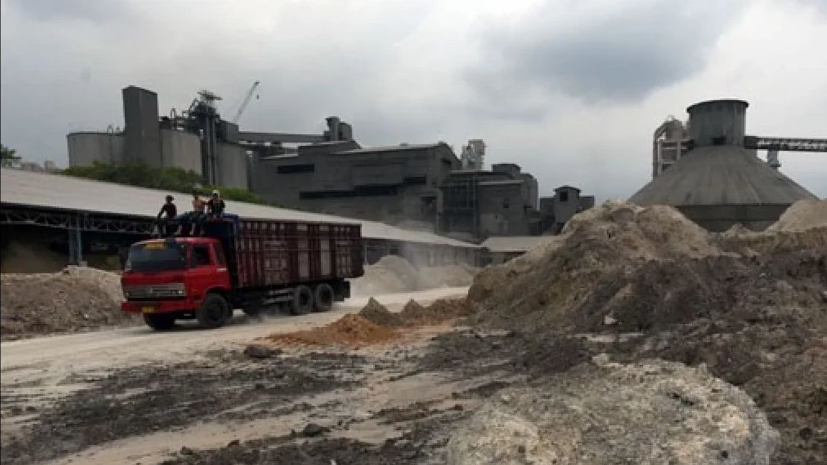 Pabrik Semen PT SDIC Tunggak Pajak Sejak 2022, Bupati Manokwari Utus Bapenda Tagih Pembayaran