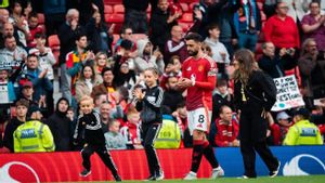 Istri Tak Tergiur Gaji Tinggi di Al-Hilal, Bruno Fernandes Tetap di Manchester United