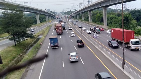 Polda Jabar Pastikan One Way Mudik Lebaran Tak Tutup Arus Bandung ke Jakarta