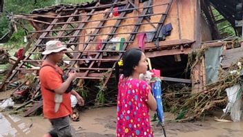17 Rumah Hanyut Akibat Banjir Bandang di Sumbawa