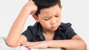 Ini Cara Mengatasi Anak Tidak Mau Sekolah Sebelum Terlambat