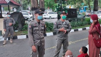 Satpol PP Yogyakarta Turun dengan Personel Penuh untuk Pengawasan Protokol Kesehatan saat Perayaan Tahun Baru 2022