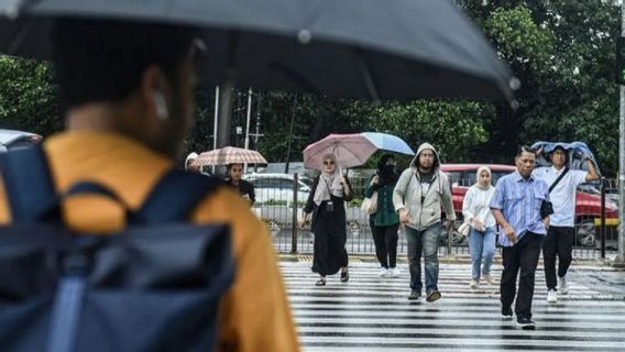 雅加达的一些地区将从周四下午到晚上下雨