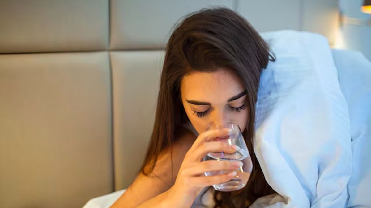 Tidur Cukup dan Air Putih, Cara Mudah Menurunkan Berat Badan