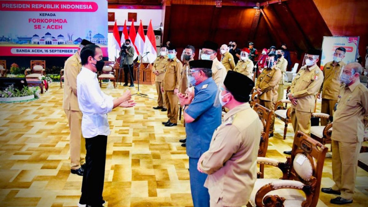 Zone Rouge De Banda Aceh Et Taux De Mortalité élevé à Aceh, Jokowi Rappelle L’importance Du Contrôle De La COVID-19