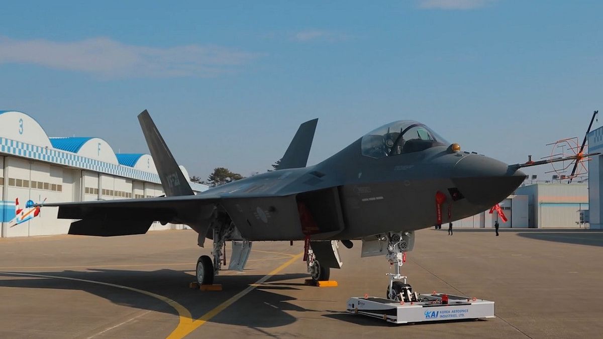 South Korea's KF-21 Boramae Fighter Jet Ready To Launch This Month