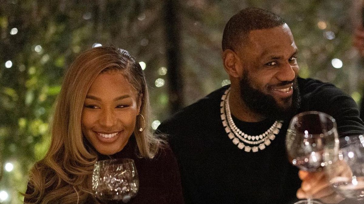 "LeBron Is A Trustee": Podcaster Sofia Franklyn Notifies The NBA Star Is Not Setia To His Wife
