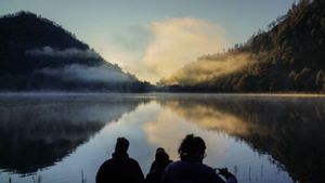 TNBTS Tutup Jalur Pendakian Gunung Semeru Hormati Hari Raya Karo