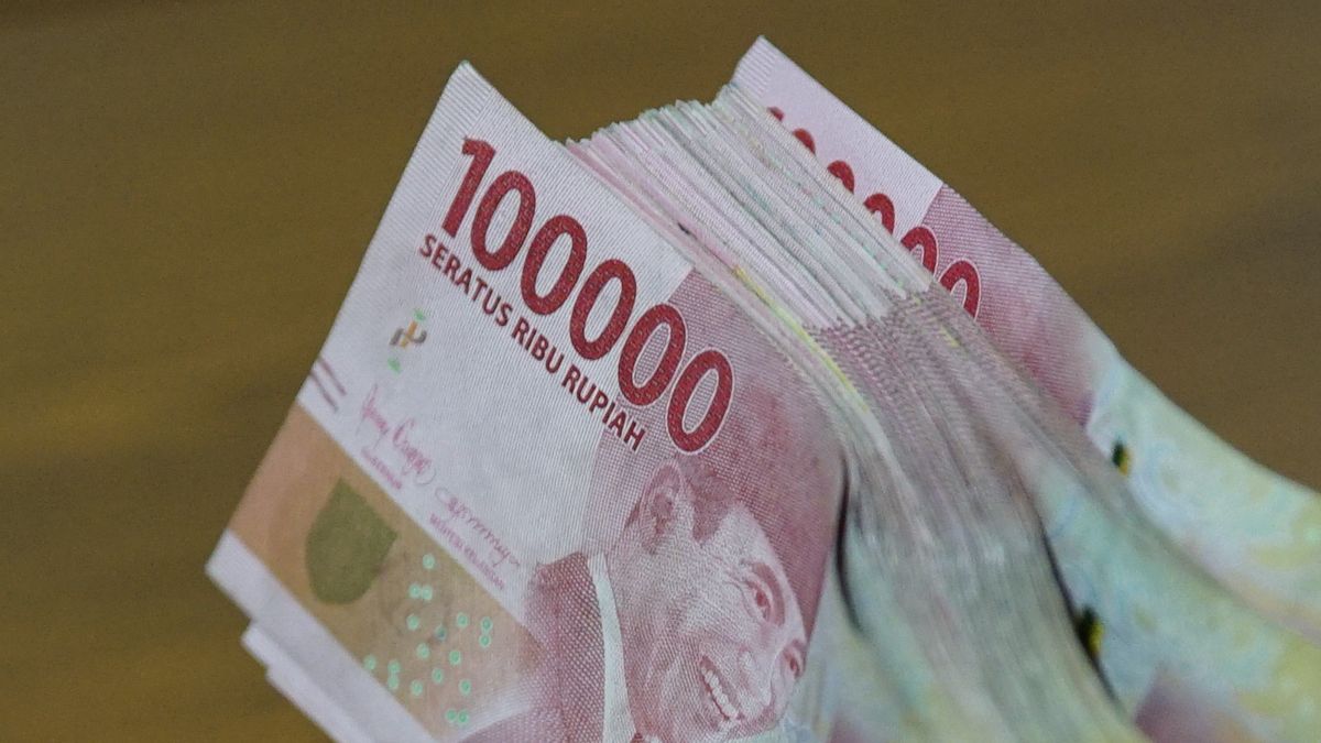 Low Tuesday Rupiah, Closed Down 20 Points To Rp14,265 Per US Dollar