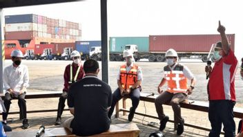 Calling The National Police Chief, Jokowi Asks Thugs Who Troubled Container Drivers In Tanjung Priok To Be Brushed