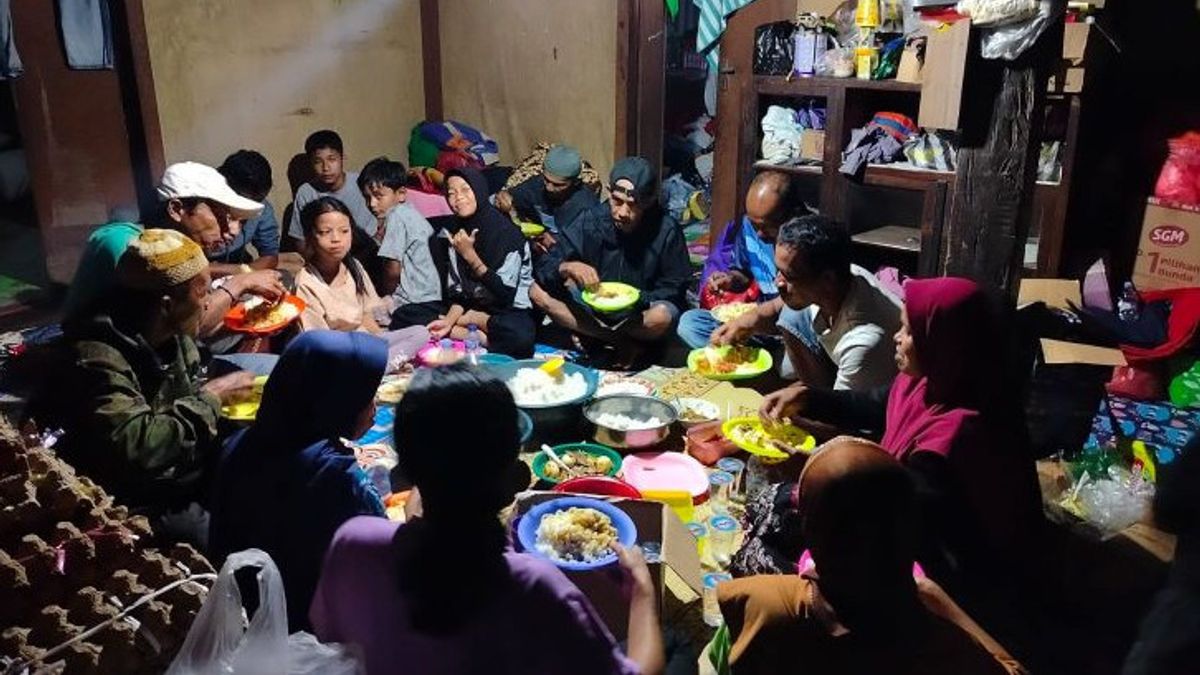 3878 Agam Residents Still Displaced After Ecological Disaster in West Sumatra