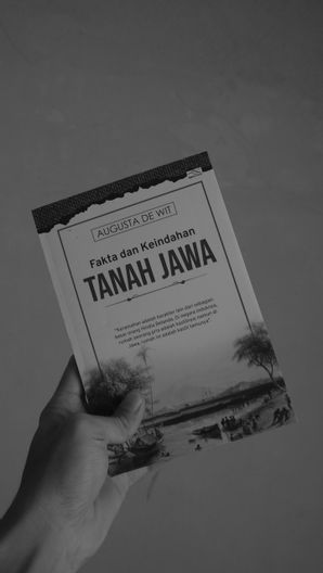 Resensi Buku Sejarah Kecil Petite Histoire Indonesia Jilid 1 Epos Cut Nyak Dhien Dan Tokoh Tokoh Antikolonial