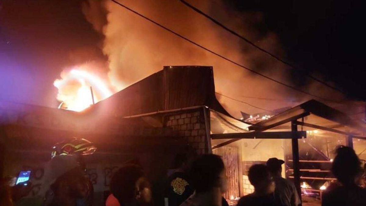 Incendie du marché central de Pharaa Sentani, la police de Jayapura enquête immédiatement