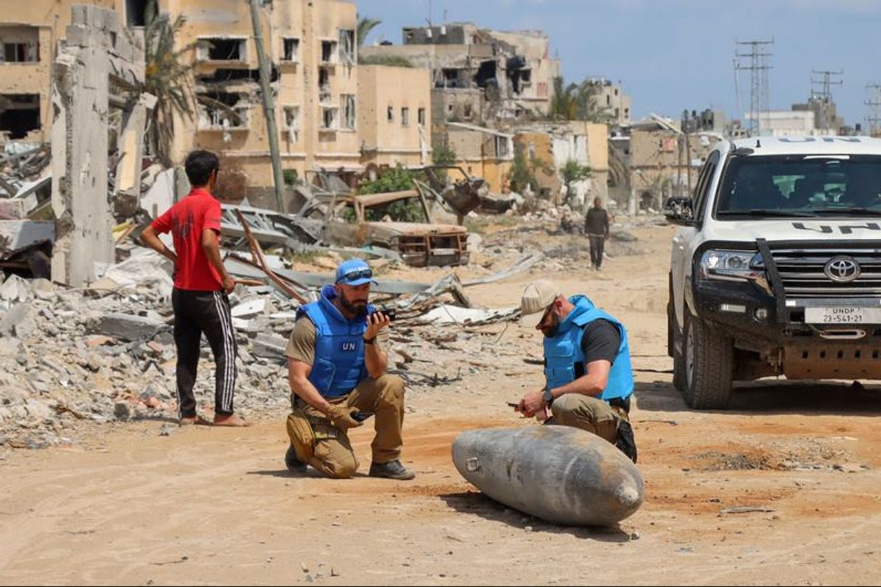 Hamas Considers Agreement To Release 33 Hostages