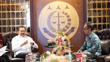 Attorney General: OJK's Openness Supports Law Enforcement By AGO