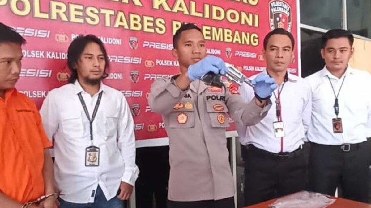 Gerak-geriknya Mencurigakan, Pria ini Disetop Polisi dan Langsung Gugup, Begitu Digeledah Terungkap Bawa Senpi